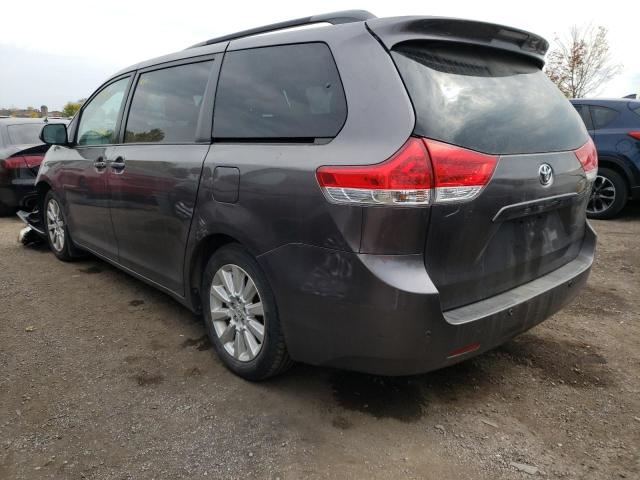 Photo 2 VIN: 5TDYK3DC2BS075981 - TOYOTA SIENNA XLE 