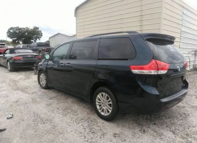 Photo 2 VIN: 5TDYK3DC2BS076693 - TOYOTA SIENNA 