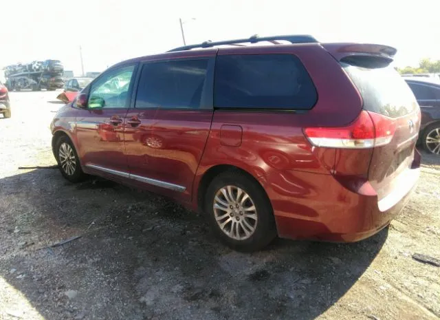 Photo 2 VIN: 5TDYK3DC2BS084079 - TOYOTA SIENNA 