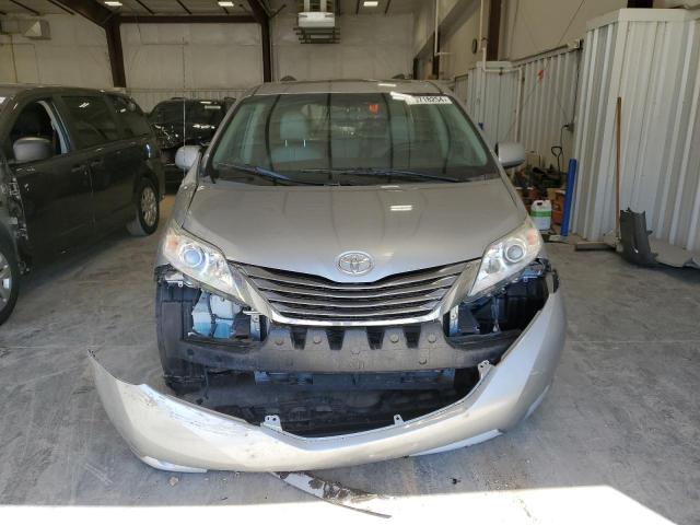 Photo 4 VIN: 5TDYK3DC2BS087368 - TOYOTA SIENNA XLE 