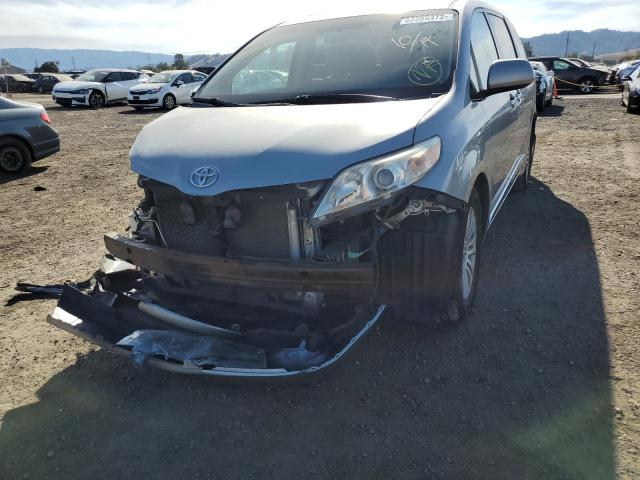 Photo 1 VIN: 5TDYK3DC2BS092828 - TOYOTA SIENNA XLE 