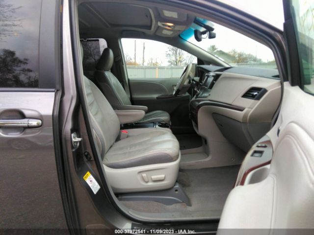 Photo 4 VIN: 5TDYK3DC2BS094031 - TOYOTA SIENNA 