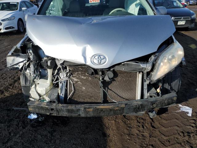 Photo 11 VIN: 5TDYK3DC2BS145575 - TOYOTA SIENNA XLE 