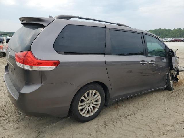 Photo 2 VIN: 5TDYK3DC2BS158780 - TOYOTA SIENNA XLE 