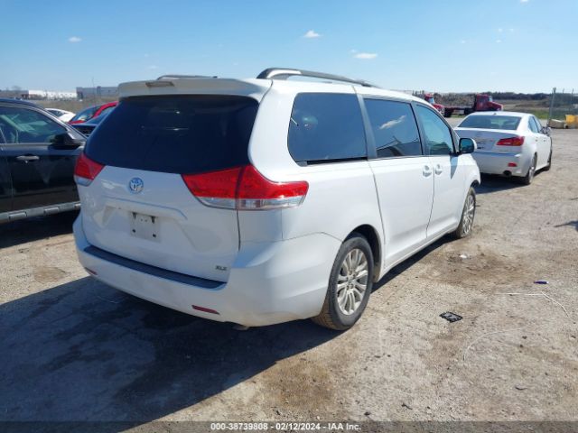 Photo 3 VIN: 5TDYK3DC2CS205324 - TOYOTA SIENNA 