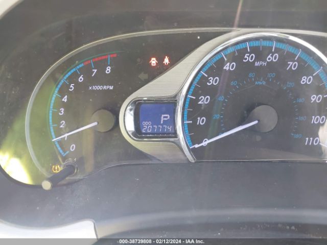 Photo 6 VIN: 5TDYK3DC2CS205324 - TOYOTA SIENNA 