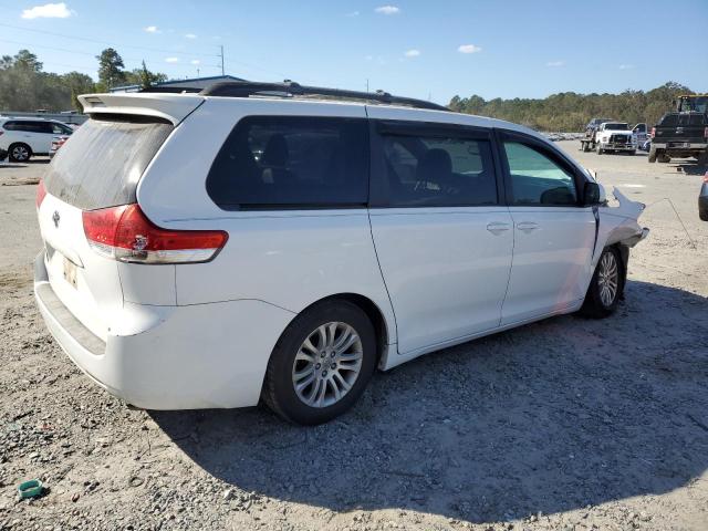 Photo 2 VIN: 5TDYK3DC2CS234239 - TOYOTA SIENNA XLE 