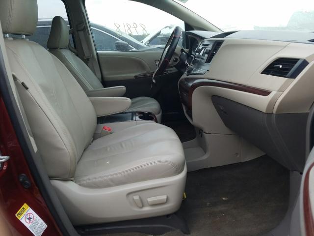 Photo 4 VIN: 5TDYK3DC2CS238744 - TOYOTA SIENNA XLE 