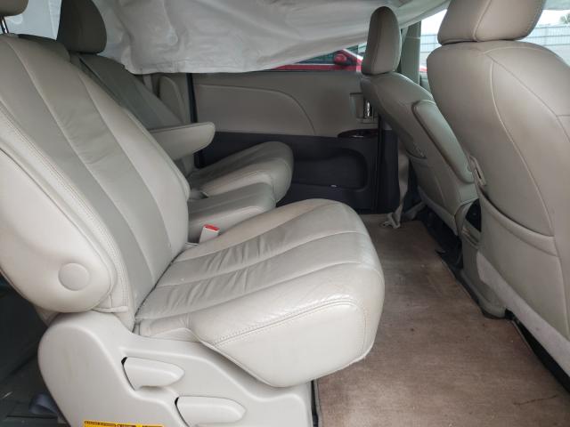 Photo 5 VIN: 5TDYK3DC2CS240154 - TOYOTA SIENNA XLE 