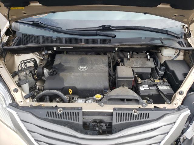 Photo 6 VIN: 5TDYK3DC2CS240154 - TOYOTA SIENNA XLE 