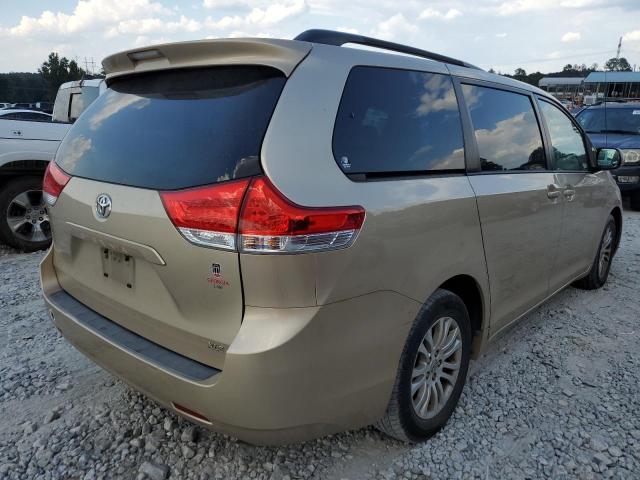 Photo 3 VIN: 5TDYK3DC2CS254586 - TOYOTA SIENNA XLE 