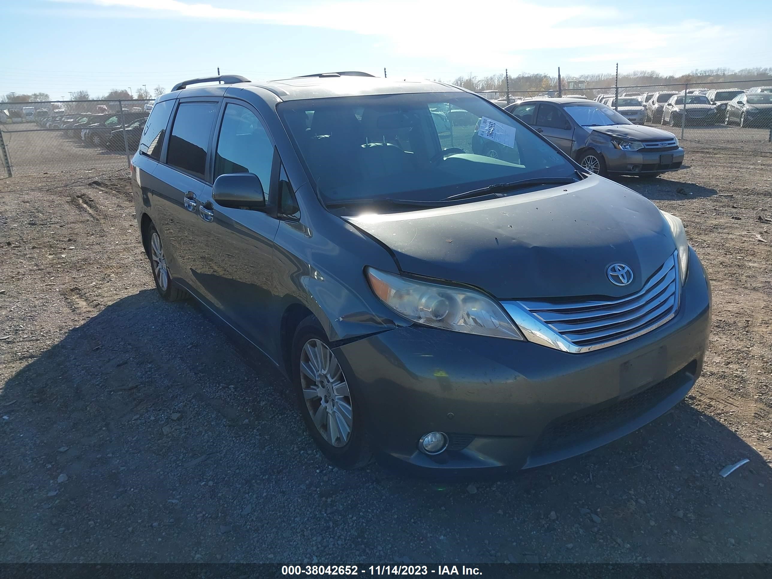 Photo 0 VIN: 5TDYK3DC2CS262235 - TOYOTA SIENNA 