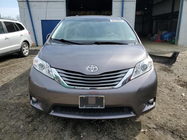 Photo 4 VIN: 5TDYK3DC2CS271436 - TOYOTA SIENNA XLE 