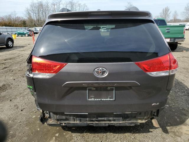 Photo 5 VIN: 5TDYK3DC2CS271436 - TOYOTA SIENNA XLE 