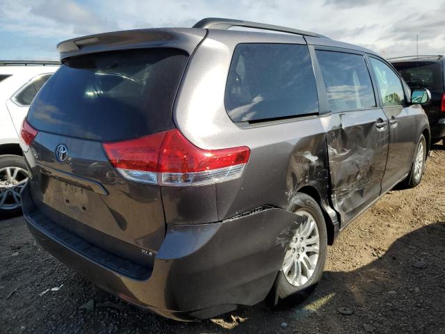 Photo 3 VIN: 5TDYK3DC2CS274840 - TOYOTA SIENNA XLE 