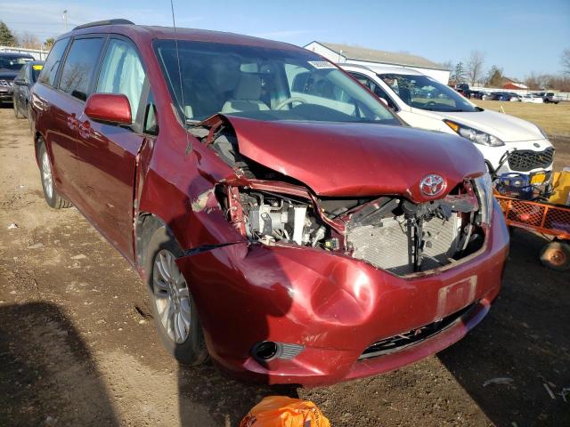 Photo 3 VIN: 5TDYK3DC2CS276720 - TOYOTA SIENNA XLE 