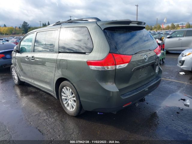 Photo 2 VIN: 5TDYK3DC2CS277964 - TOYOTA SIENNA 