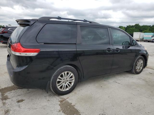 Photo 2 VIN: 5TDYK3DC2CS278791 - TOYOTA SIENNA XLE 