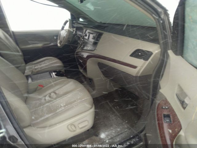 Photo 4 VIN: 5TDYK3DC2DS297570 - TOYOTA SIENNA 