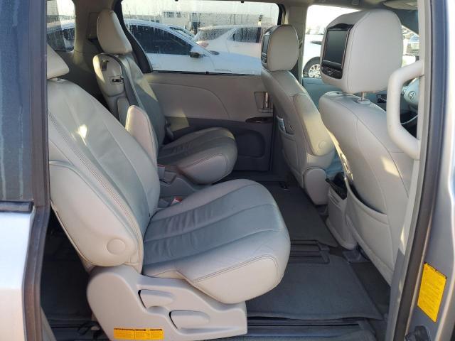 Photo 10 VIN: 5TDYK3DC2DS298699 - TOYOTA SIENNA XLE 