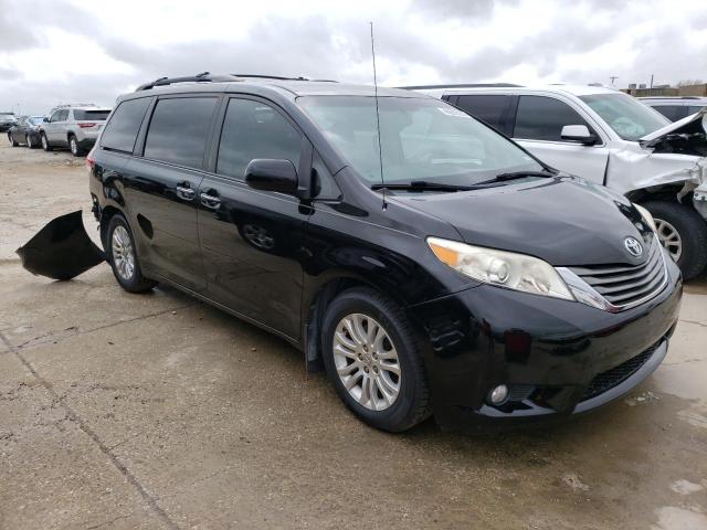 Photo 3 VIN: 5TDYK3DC2DS321267 - TOYOTA SIENNA XLE 