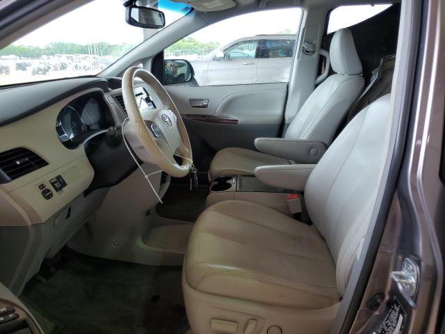 Photo 6 VIN: 5TDYK3DC2DS341132 - TOYOTA SIENNA XLE 