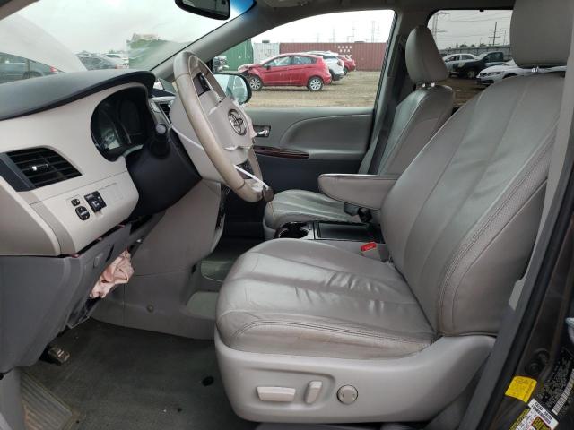 Photo 6 VIN: 5TDYK3DC2DS345780 - TOYOTA SIENNA XLE 