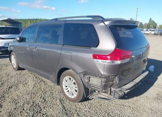 Photo 2 VIN: 5TDYK3DC2DS349053 - TOYOTA SIENNA 