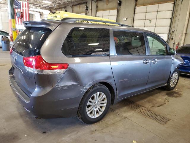 Photo 2 VIN: 5TDYK3DC2DS368539 - TOYOTA SIENNA XLE 