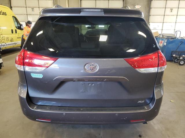 Photo 5 VIN: 5TDYK3DC2DS368539 - TOYOTA SIENNA XLE 