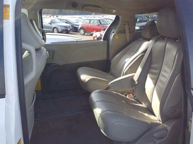 Photo 5 VIN: 5TDYK3DC2DS369674 - TOYOTA SIENNA XLE 