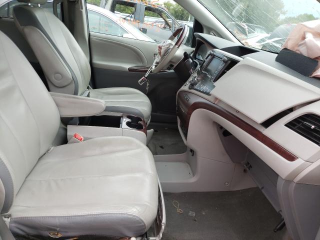 Photo 4 VIN: 5TDYK3DC2DS383302 - TOYOTA SIENNA XLE 