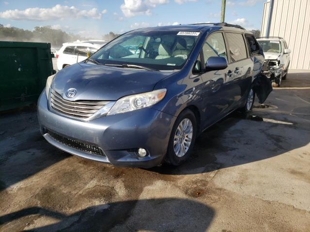 Photo 1 VIN: 5TDYK3DC2DS383350 - TOYOTA SIENNA XLE 