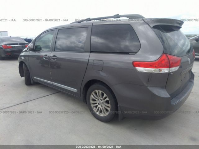 Photo 2 VIN: 5TDYK3DC2DS385549 - TOYOTA SIENNA 