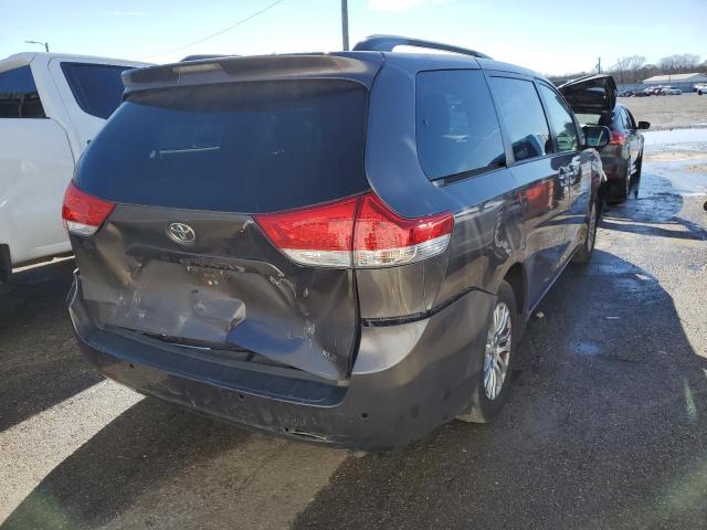 Photo 2 VIN: 5TDYK3DC2ES411181 - TOYOTA SIENNA XLE 