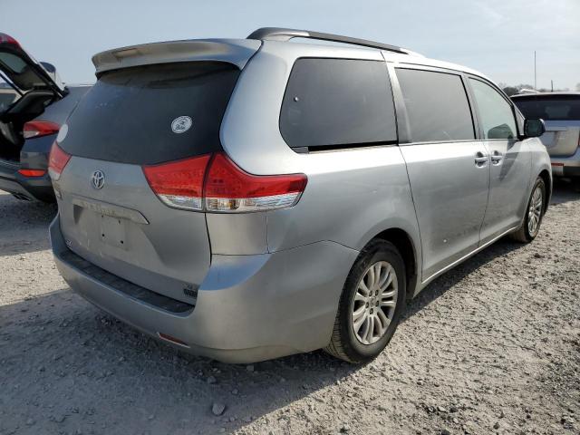 Photo 2 VIN: 5TDYK3DC2ES436209 - TOYOTA SIENNA XLE 