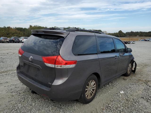 Photo 3 VIN: 5TDYK3DC2ES493719 - TOYOTA SIENNA XLE 