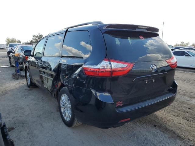 Photo 2 VIN: 5TDYK3DC2FS544878 - TOYOTA SIENNA XLE 