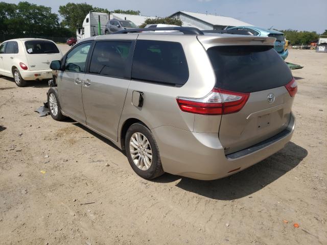 Photo 2 VIN: 5TDYK3DC2FS549661 - TOYOTA SIENNA XLE 