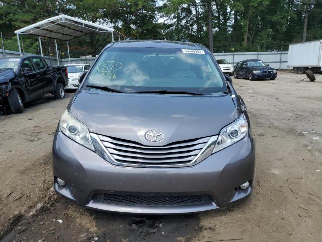 Photo 4 VIN: 5TDYK3DC2FS558893 - TOYOTA SIENNA XLE 