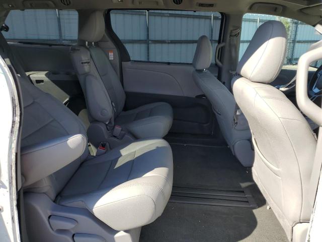 Photo 10 VIN: 5TDYK3DC2FS565486 - TOYOTA SIENNA XLE 