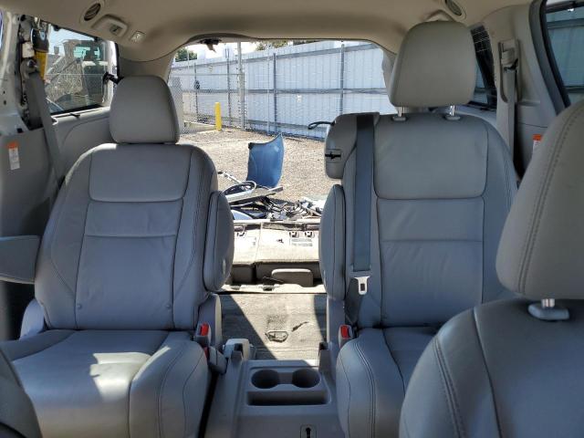 Photo 9 VIN: 5TDYK3DC2FS565486 - TOYOTA SIENNA XLE 