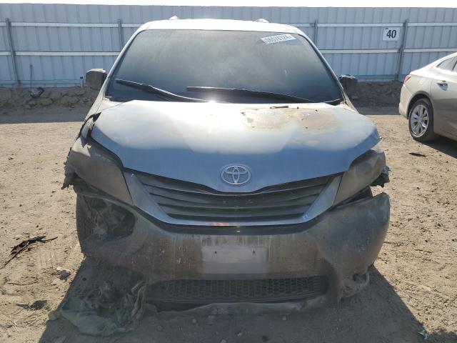 Photo 4 VIN: 5TDYK3DC2FS580599 - TOYOTA SIENNA XLE 