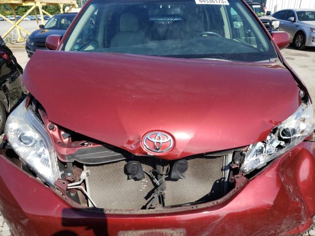 Photo 11 VIN: 5TDYK3DC2FS590548 - TOYOTA SIENNA XLE 