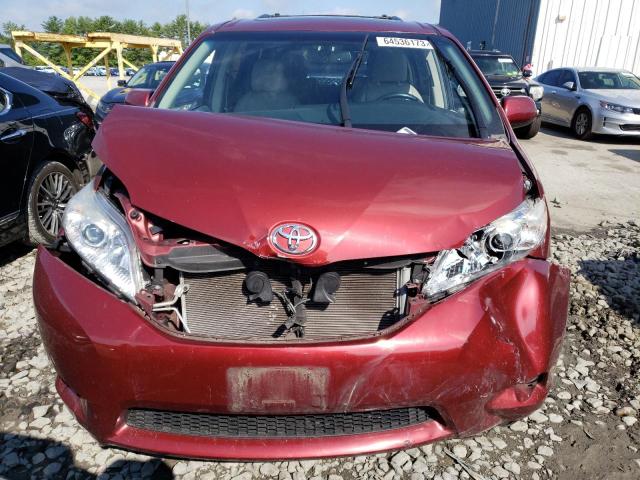 Photo 4 VIN: 5TDYK3DC2FS590548 - TOYOTA SIENNA XLE 