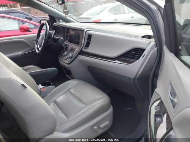 Photo 4 VIN: 5TDYK3DC2FS623189 - TOYOTA SIENNA 