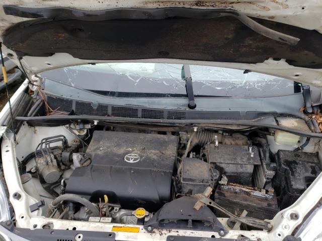 Photo 6 VIN: 5TDYK3DC2FS624746 - TOYOTA SIENNA XLE 