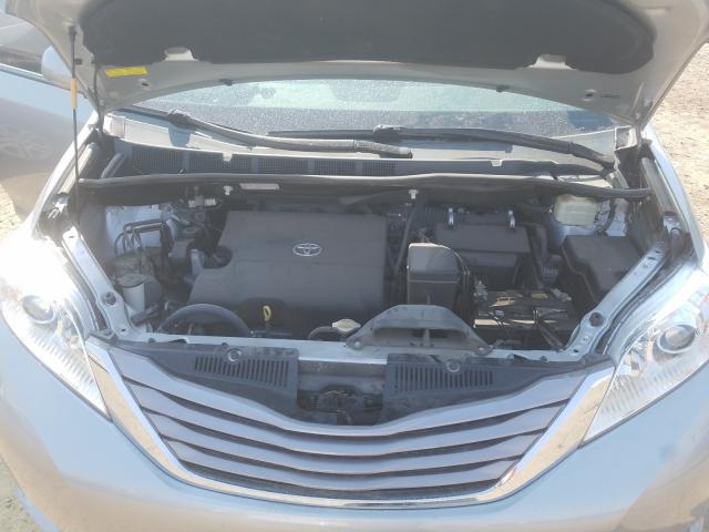 Photo 6 VIN: 5TDYK3DC2FS630207 - TOYOTA SIENNA XLE 