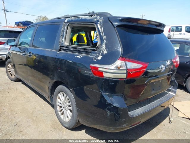 Photo 2 VIN: 5TDYK3DC2FS648402 - TOYOTA SIENNA 