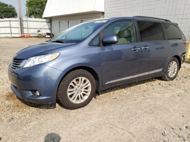 Photo 0 VIN: 5TDYK3DC2FS648545 - TOYOTA SIENNA XLE 